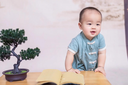 巴中孕妇显怀是几个月